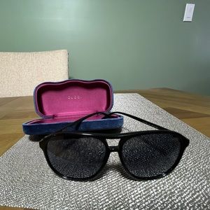 Black Gucci sunglasses
